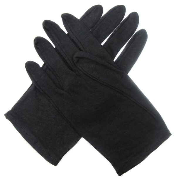 non-fluorescent gloves